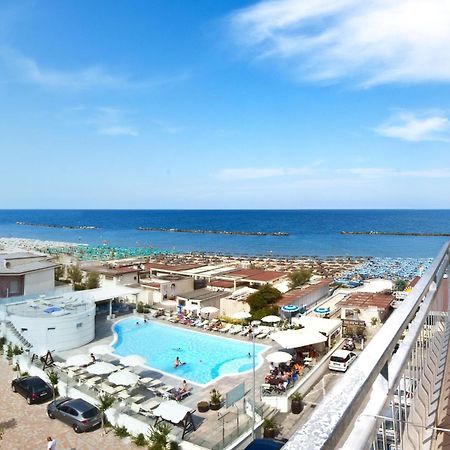Hotel Saint Tropez SPA&Restaurant Lido Di Savio Exterior foto
