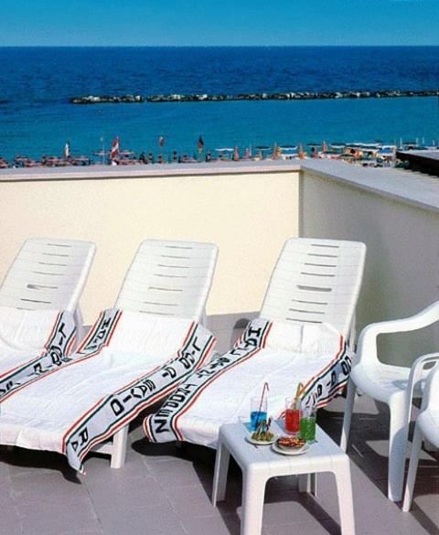 Hotel Saint Tropez SPA&Restaurant Lido Di Savio Exterior foto
